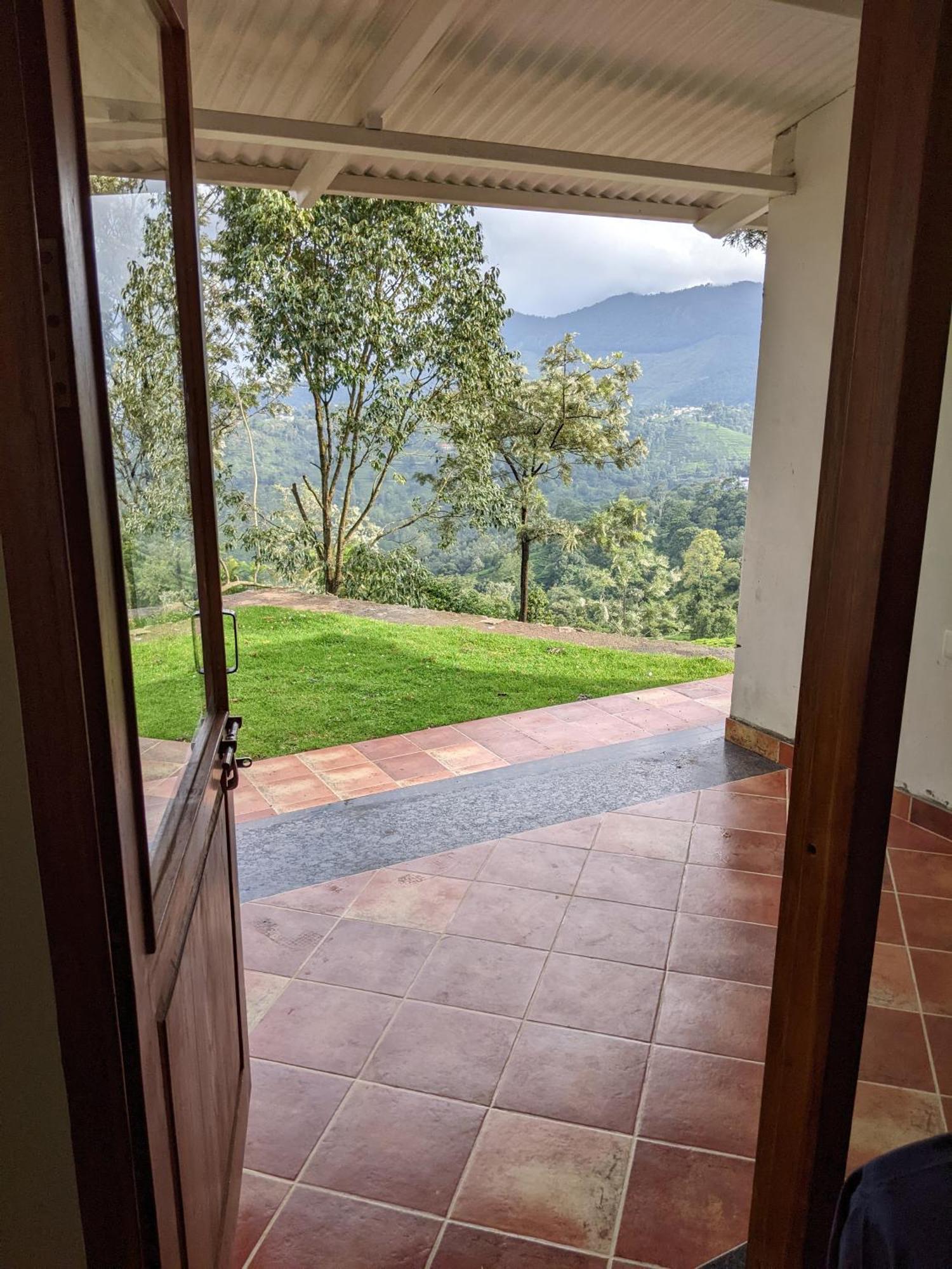 Moksha Infinity Valley Kotagiri Eksteriør billede