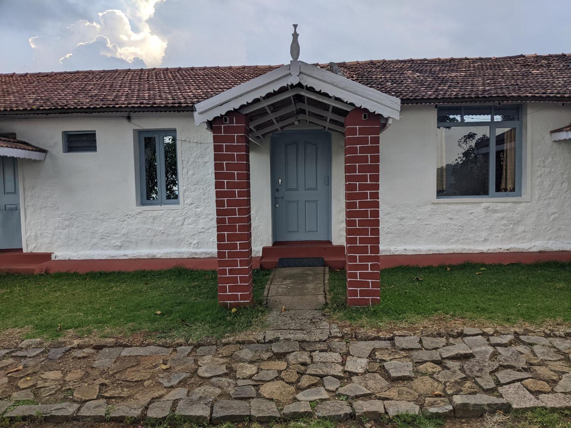 Moksha Infinity Valley Kotagiri Værelse billede