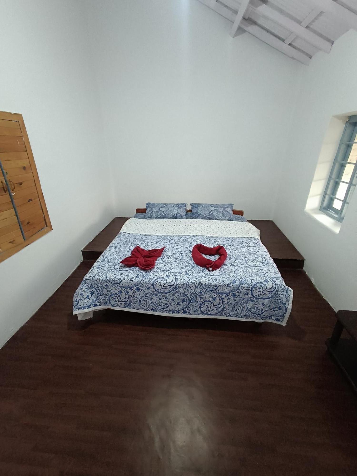 Moksha Infinity Valley Kotagiri Eksteriør billede